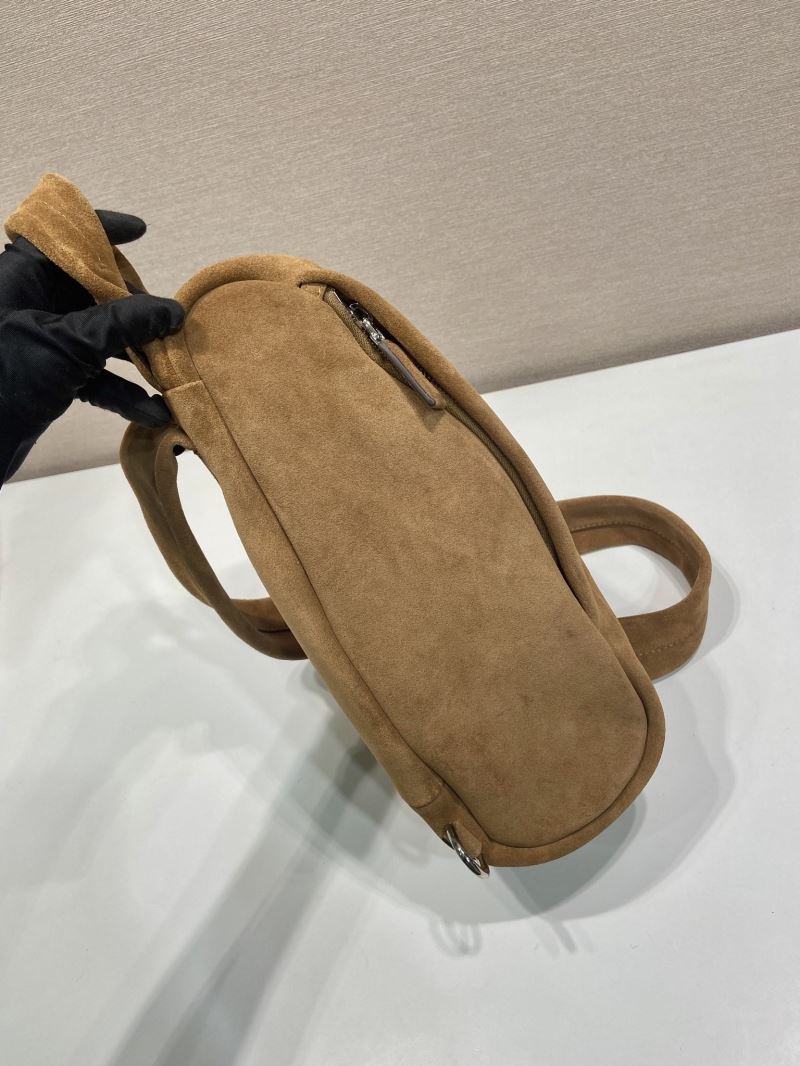 Pra*a waist chest packs